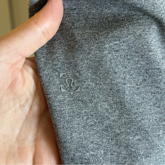 Lululemon men’s polo shirt large - Picture 5 of 5